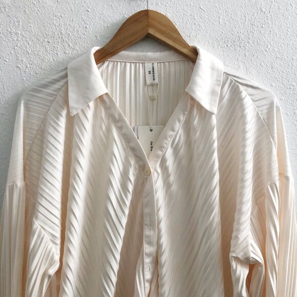NWT COMMENSE Oversized Cream Plisse Button Up Shirt Size XS - Picture 6 of 10